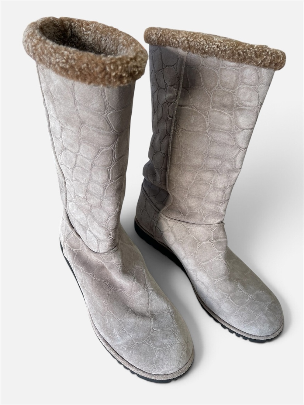 Stuart Weitzman Grey-Brown Quilted Shearling Lined Boots 11
